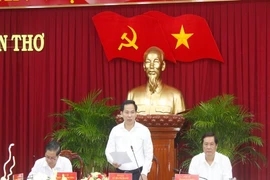 Bí thư Cần Thơ: Bắt tay ngay vào việc, phục vụ tốt người dân