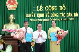 Chủ tịch TP Cần Thơ phê chuẩn nhân sự lãnh đạo quận Bình Thủy 