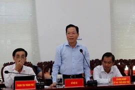 Cần Thơ chưa thực hiện được chính sách đặc thù về tăng thu nhập cho cán bộ, công chức