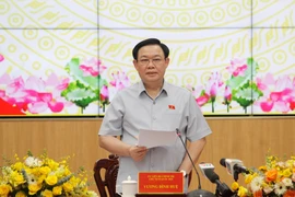 Chủ tịch Quốc hội Vương Đình Huệ làm việc tại Cần Thơ