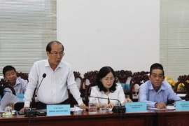 Cần Thơ: Đại biểu lo lắng đến 31-12 cầu Trần Hoàng Na vẫn chưa xong