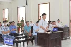 Tòa tạm dừng xét xử vụ vi phạm quy định cho vay gây thiệt hại hơn 291 tỉ ở Cần Thơ
