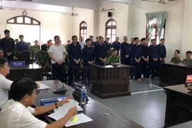 Cần Thơ: Đang xét xử 26 bị cáo gây rối trật công cộng