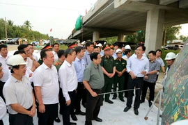 Cao tốc Châu Đốc - Cần Thơ - Sóc Trăng phải thông xe kỹ thuật trước tháng 7-2026 