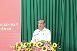 Chủ tịch Cần Thơ cam kết thúc đẩy phát triển kinh tế, nâng cao thu nhập người dân