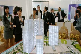Nhà đầu tư địa ốc rục rịch quay trở lại thị trường