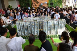 Hiện tượng lạ trên thị trường địa ốc