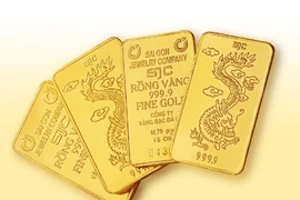 Đến lượt giá vàng và đôla rủ nhau cùng tăng