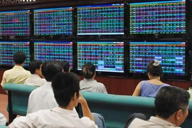 VN-Index giảm mạnh ngay đầu phiên 30-3