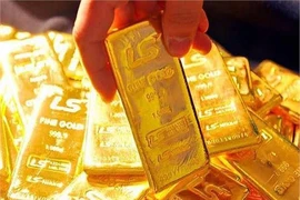 Giá vàng liên tục trồi sụt bất thường