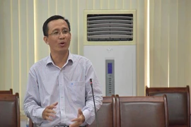 Tạm đình chỉ 7 cán bộ ĐH Ngân hàng sau cái chết của ông Tín