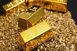 Giá vàng thế giới đột ngột tăng sốc ngày cuối tuần