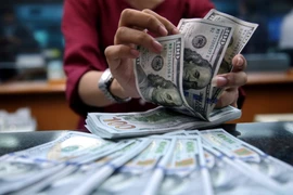 USD chợ đen tiếp tục rớt giá mạnh 