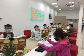 Ngân hàng Nhà nước nới thời gian cơ cấu nợ thêm 6 tháng