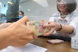 Đến lượt điện, nước...nhảy vào vay tiền qua kênh trái phiếu 