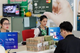 Lợi nhuận một số ngân hàng tăng 'khủng'