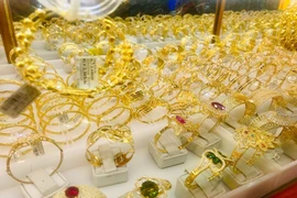 Vàng miếng SJC, nhẫn 9999 đua nhau lập kỷ lục cao chưa từng có