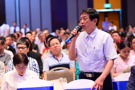 Ngân hàng tìm cách ghìm lãi suất cho vay