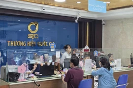 Vàng miếng SJC bỗng dưng được mua thoải mái