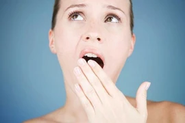 Những thói quen không ngờ khiến bạn bị hôi miệng
