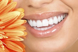 Xỉa răng sau khi ăn-thói quen xấu có hại cho răng