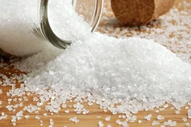Ăn quá nhạt cũng gây hại sức khỏe như ăn mặn