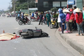 Một phụ nữ bị xe ben cán tử vong