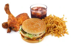 7 cách giảm cân khi không ăn ở nhà