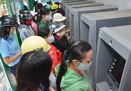 Phập phù như rút tiền ATM ngày Tết