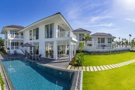 Tuyệt tác bên bờ biển Đông 