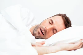 Tư thế ngủ ảnh hưởng đến sức khỏe não bộ