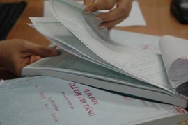 Vụ bán hóa đơn đỏ trái phép hơn 7 tỉ đồng: Khởi tố thêm 2 bị can
