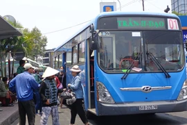 Cần có chính sách quốc gia về phát triển xe buýt sạch CNG