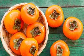 10 cách đơn giản chế biến quả hồng thành món ngon
