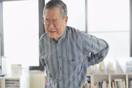 5 điều nên và không nên làm khi bị đau lưng