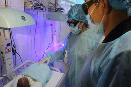 Vụ 4 trẻ tử vong: Tạm dừng hoạt động đơn nguyên sơ sinh