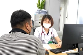 Sán dây 300 cm sống trong cơ thể người đàn ông 30 tuổi