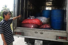 Công an bồi thường gần 90 triệu đồng cho chủ ‘xe cá thối’