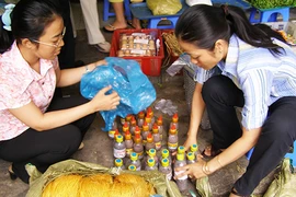 Biết thực phẩm dơ mà không dám phạt