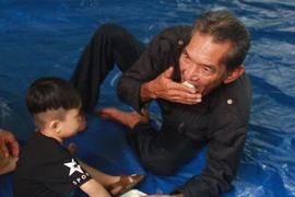 Hình ảnh người dân tránh bão số 9 ở Cần Giờ
