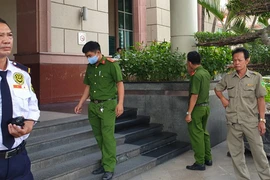 Công an khám xét nhà Phó Chủ tịch Trần Vĩnh Tuyến