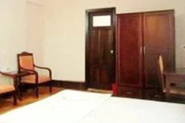 Giết người tình trong nhà nghỉ rồi nhờ báo công an đến bắt