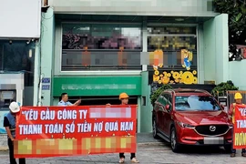 Bình Dương: Công ty bị căng băng rôn đòi tiền lên tiếng