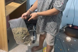 Hùn tiền chơi ma túy, 3 sinh viên một trường đại học ở TP.HCM bị bắt