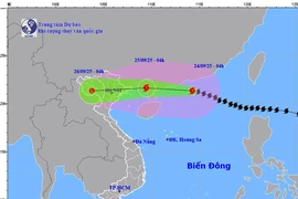 Siêu bão Ragasa đang cách Quảng Ninh 650km
