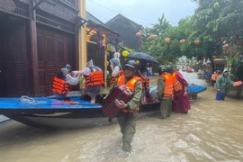 Thủ tướng chỉ đạo tập trung ứng phó khẩn cấp, khắc phục hậu quả mưa lũ ở Trung Bộ
