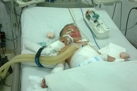 Vụ hai trẻ bị rơi xuống hồ rồi cho vào lu hơ trên lửa: Một bé đã tử vong