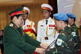 Hai sỹ quan Việt Nam lên đường làm nhiệm vụ gìn giữ hòa bình