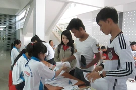 Những chuyện bên lề ghi ở ngày làm thủ tục đăng ký dự thi đại học 