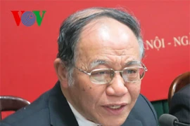 'Sáng cắp ô đi, chiều cắp ô về' cũng là một dạng tham nhũng